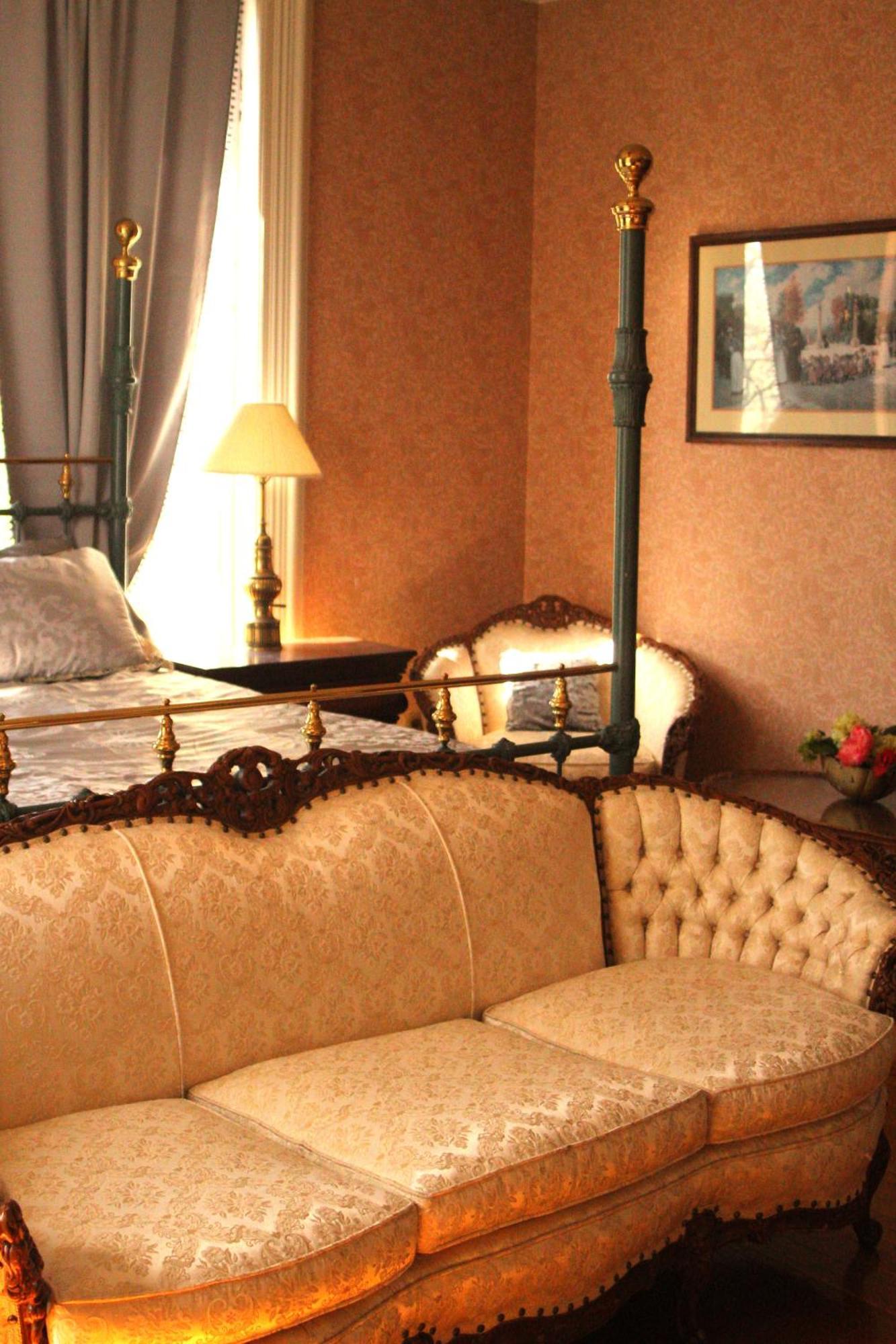 Henderson Castle Inn Καλαμαζού Δωμάτιο φωτογραφία
