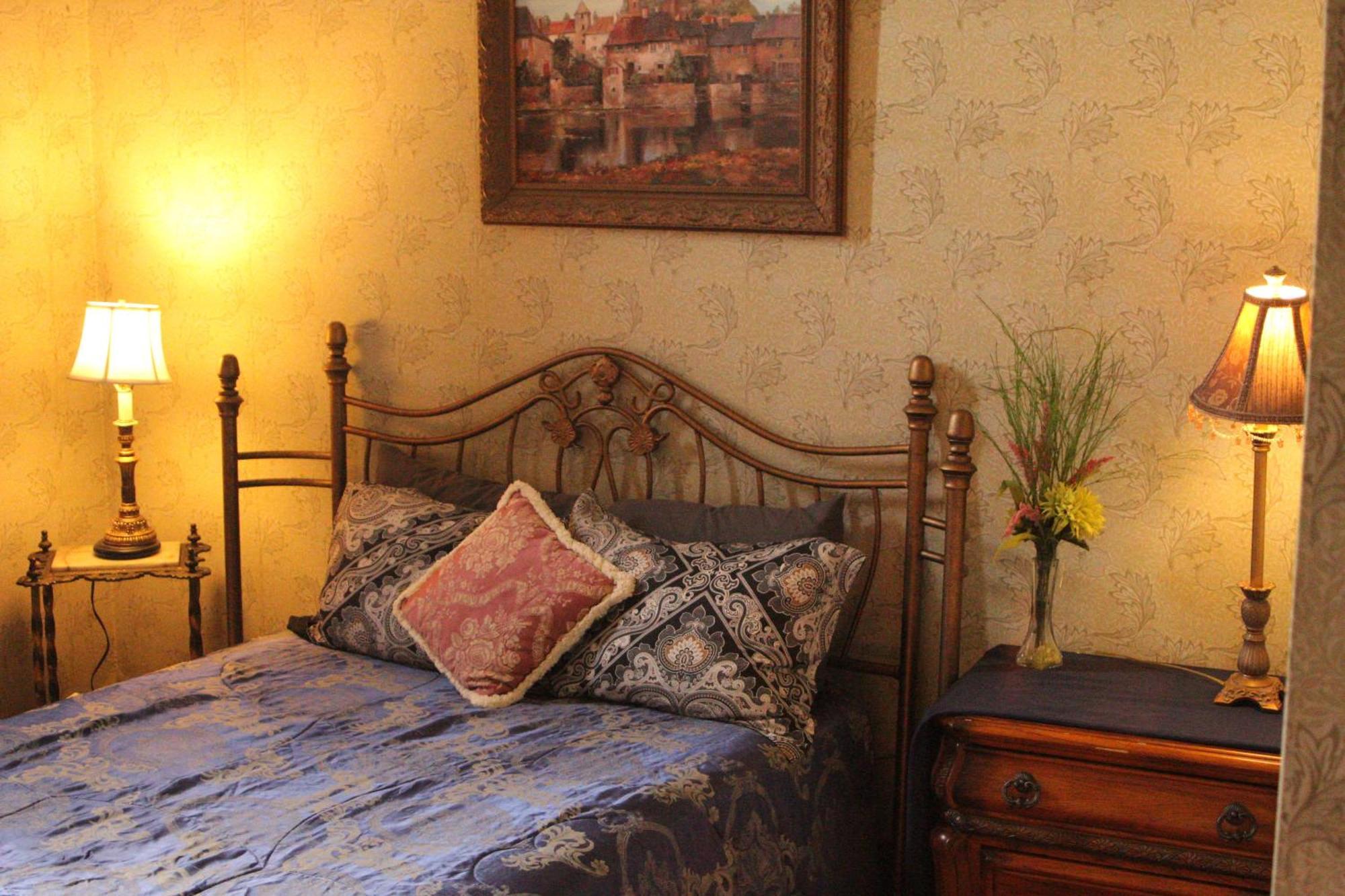 Henderson Castle Inn Καλαμαζού Δωμάτιο φωτογραφία