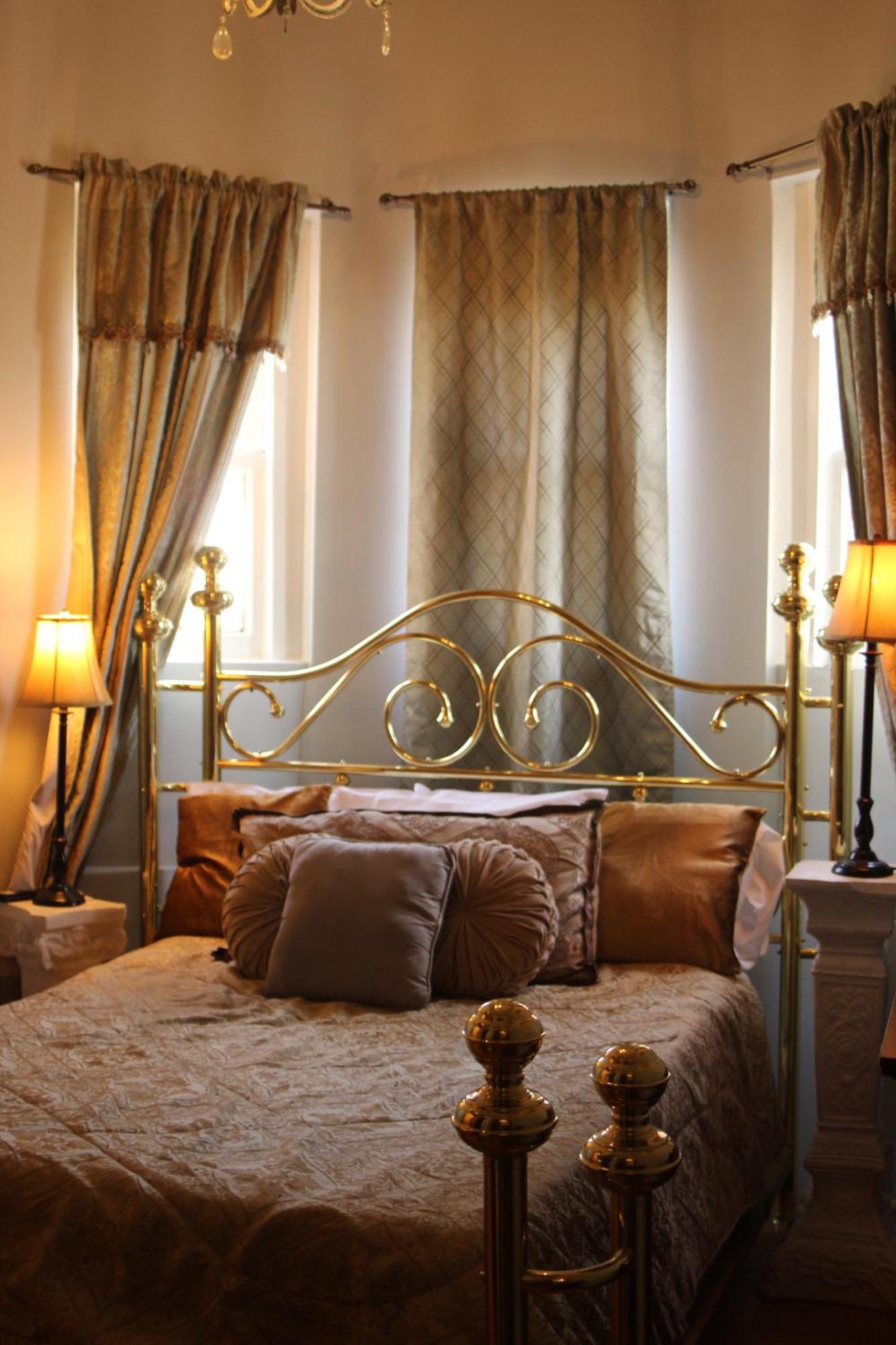 Henderson Castle Inn Καλαμαζού Δωμάτιο φωτογραφία
